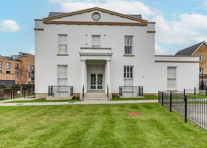Hertfordshire\'S Luxury House