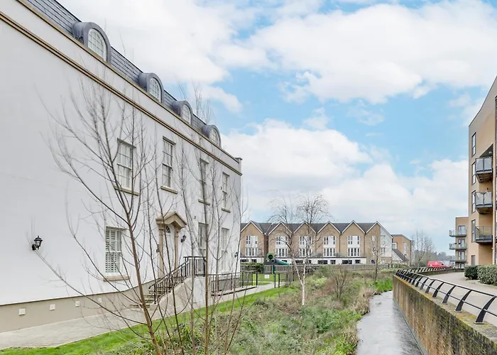 Hertfordshire\'S Luxury House